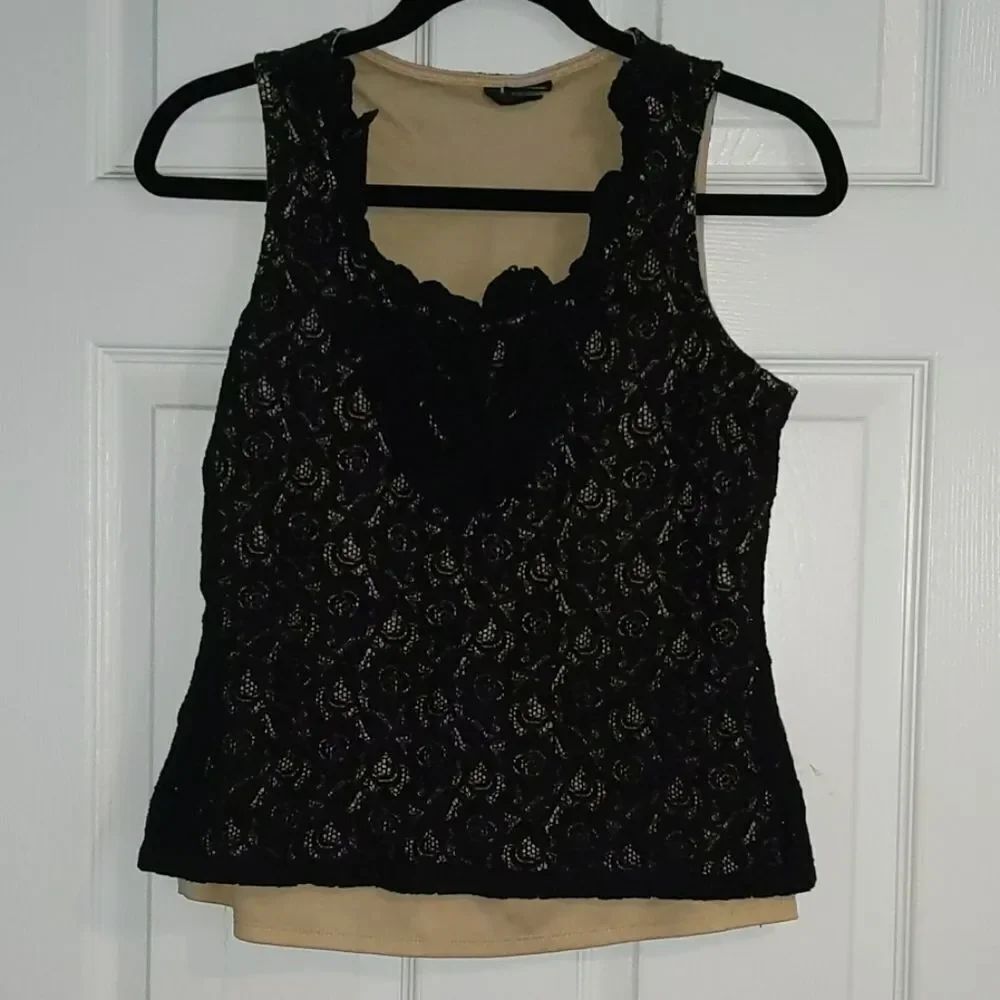 New Directions black lace sleeveless top Sz SP
